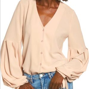 NWT J.O.A. Los Angeles Womens Long Sleeved Top in Nude Size Small - Brand New!